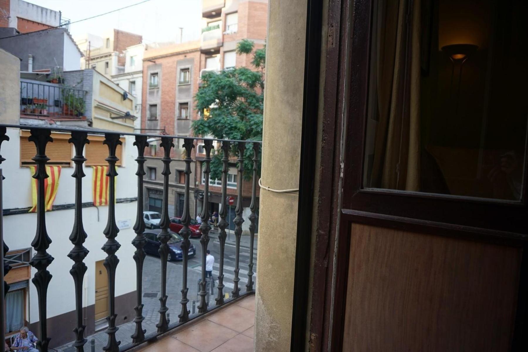 Appartement Fuer 3 Personen Ca 50 Qm In Barcelona-sants-montjuic, Costa Brava Costa Del Maresme Barcelone